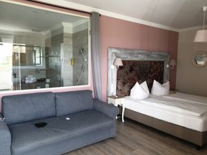 zimmer at Weingut Trautwein - Restaurant & Hotel in Flonheim