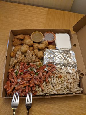 big vegan platter, delivery at Oriental Aroma in Royal Wootton Bassett