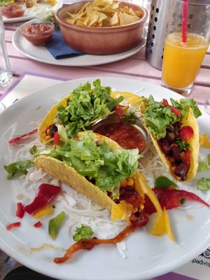 Vegan tacos (tortilla chips and dip in background) at Mex Cantina Bona Fide in Dubrovnik
