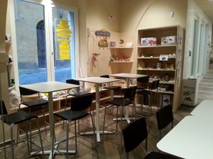 tables at Oasi Verde in Siena