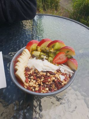 Smoothie bowl at RAWR Bar in Apollo Bay