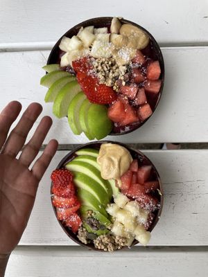Açai bowls  at RAWR Bar in Apollo Bay