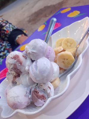 Icecream with banana and coconut at Kohco Man in Koh Phayam