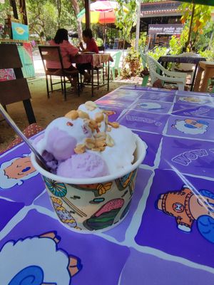 Coconut and taro. Sticky rice in the bottom. 40 baht at Kohco Man in Koh Phayam