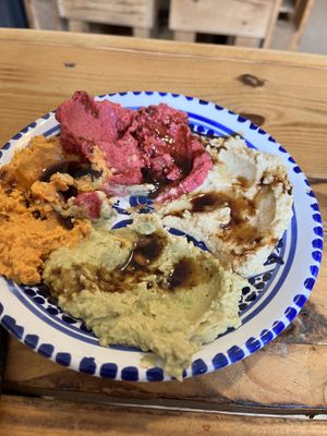 4 sorts of hummus   at My Hummus in Luebeck