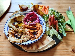 Mixed hummus plate: 12,50€ (cash only) at My Hummus in Luebeck