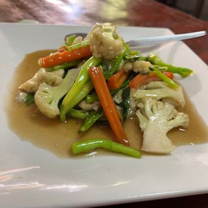 Super fresh and delicious 😋 at Nop Nan in Bangkok