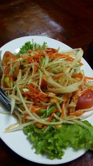 Green Papaya Salad at Nop Nan in Bangkok