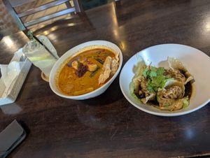 Lemonade, Lion's mane and tofu laksa and dumplings at Anthony Vegetarian Restaurant in Malacca