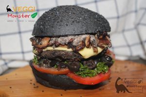 Burger in Black at Veggi Monster in Hong Kong Island