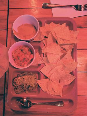 Chips snacking platter at Detroit Street Filling Station in Ann Arbor