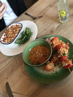Macaroni cheese & jackfruit satay skewers at Beetroot Sauvage in Edinburgh