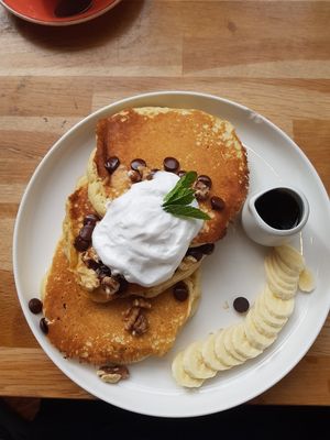 Banana pancakes at Serenity Now in Glasgow