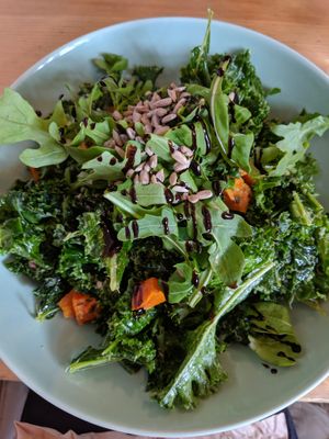 kale salad at Essential Vegan @ Ten to One Bar in North London