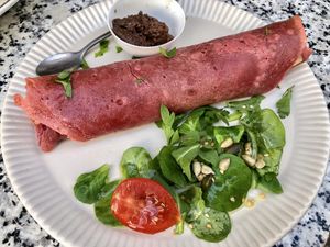Beetroot crepe with cheese and olive pâté  at L'Exquisit in Mallorca