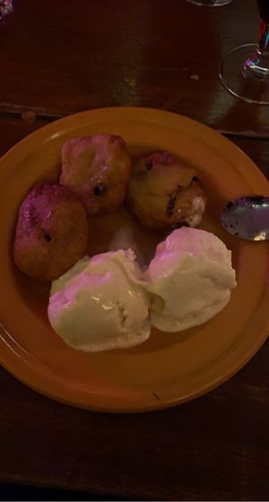 Friterade oreos med glass (vegan) at Geronimo's FGT   in Stockholm