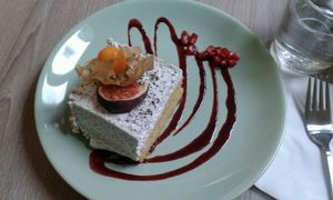 Cake at Forrest Bistro in Prague