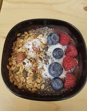 Acai at LIIFE in Paris