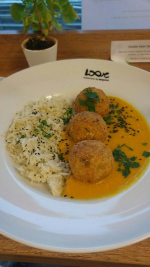 Tofu karbanatky.kurkuma omacka at Loove by Vegana - Kopcianska in Bratislava