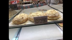 Peanut  at La Donuteria in Bratislava