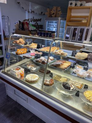 Vegan and gluten-free options😍  at Vegan Bombon in Alicante