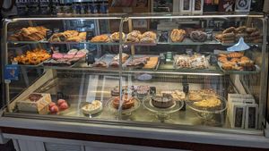 Cakes at Vegan Bombon in Alicante