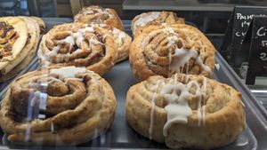 Cake at Vegan Bombon in Alicante