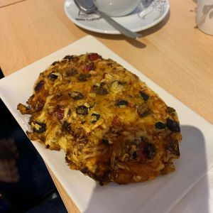 Pizza de verduras #Veganuary at Vegan Bombon in Alicante