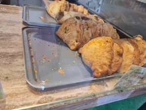 Empanadas at Vegan Bombon in Alicante