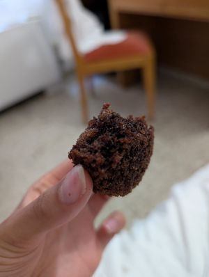 Chocolate muffin inside at Vegan Bombon in Alicante