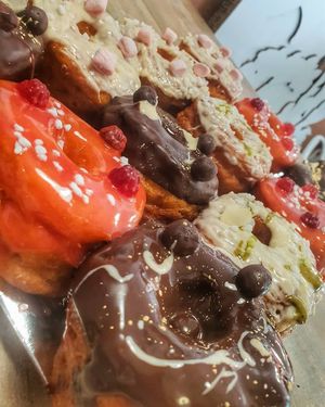 Donuts vegan y sin gluten at Vegan Bombon in Alicante