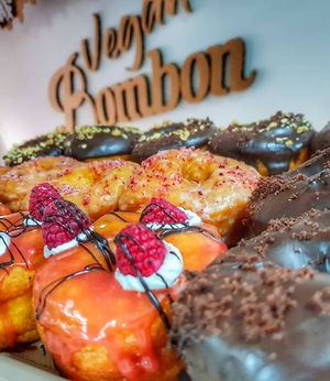 Donuts  vegan  and gluten  free at Vegan Bombon in Alicante