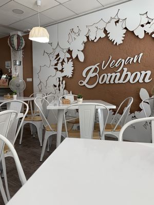 very nice and clean 😍 at Vegan Bombon in Alicante