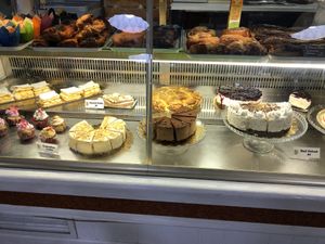 The dessert shelf at Vegan Bombon in Alicante
