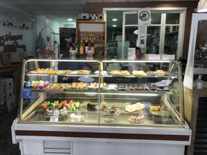 vegan bakery at Vegan Bombon in Alicante