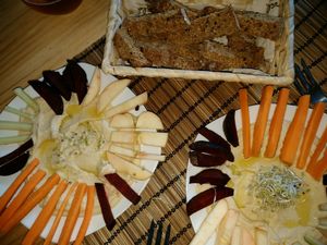 Assorted raws with hummus, homemade bread at Amelie Green in Gran Canaria