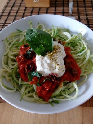 spaghetti raw  at Amelie Green in Gran Canaria