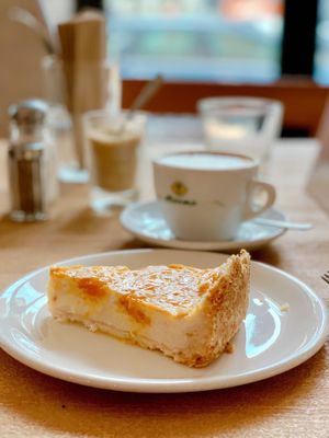 Kaffee und Kuchen at Mana - Schöneberg in Berlin