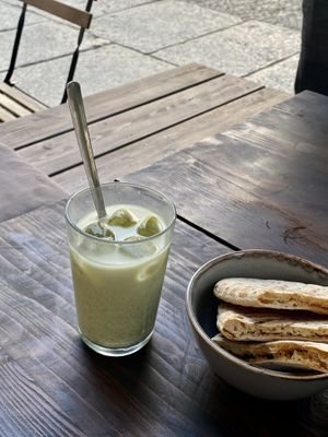 Ice matcha   at Mana - Schöneberg in Berlin