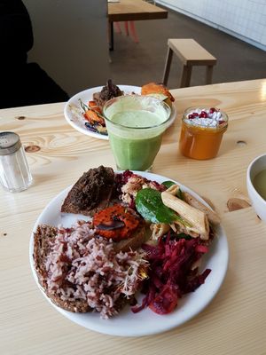 Sunday Brunch at Mana - Schöneberg in Berlin