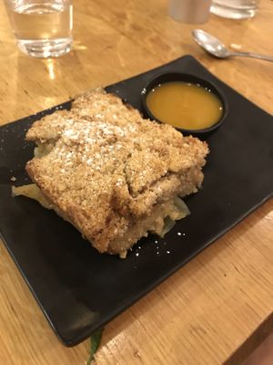  Vegan Apple crumble but with pineapple!! And its warm at VegEateria in Paris