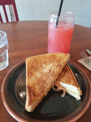 Grilled cheese sandwich at Bite Me Cafe in Madrid