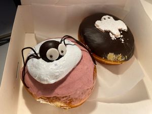 Edición de Halloween 🕷️👻   at Bite Me Cafe in Madrid