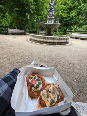 Pizza rolls that traveled with me at Bite Me Cafe in Madrid
