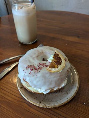 Amaretto doughnut at Bite Me Cafe in Madrid