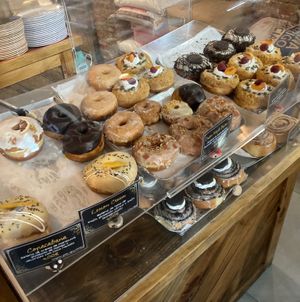 Counter at Bite Me Cafe in Madrid