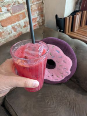 Pink lemonade at Bite Me Cafe in Madrid