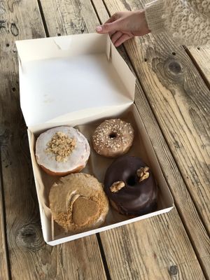 Ginger cookie, salted caramel, chocolate rum, cardamom and pear jam at Bite Me Cafe in Madrid