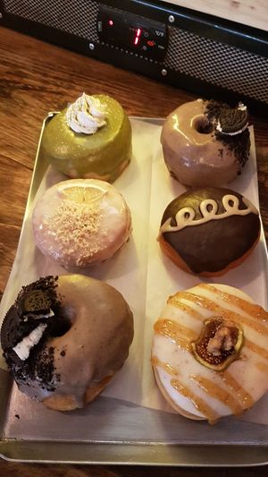 This week's mini doughnuts! at Bite Me Cafe in Madrid