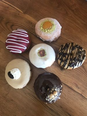 Flavors of the week  at Bite Me Cafe in Madrid